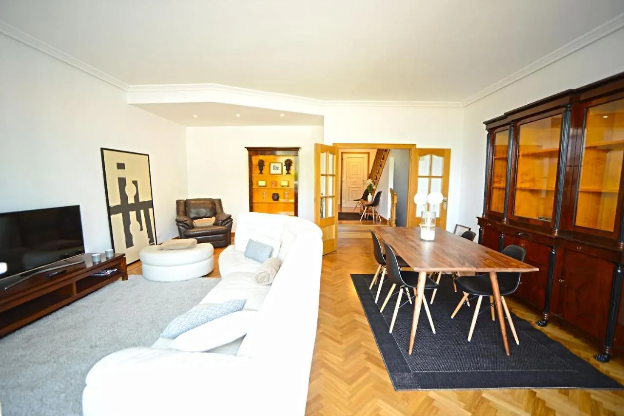 Go Donosti Villa Berio San Sebastian 0*,  Spain